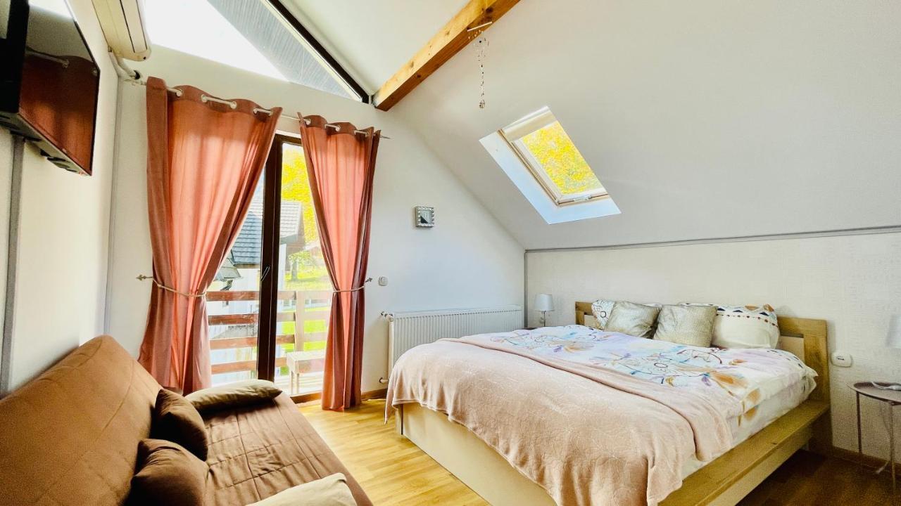 Vila Mama Jana Буштени Экстерьер фото